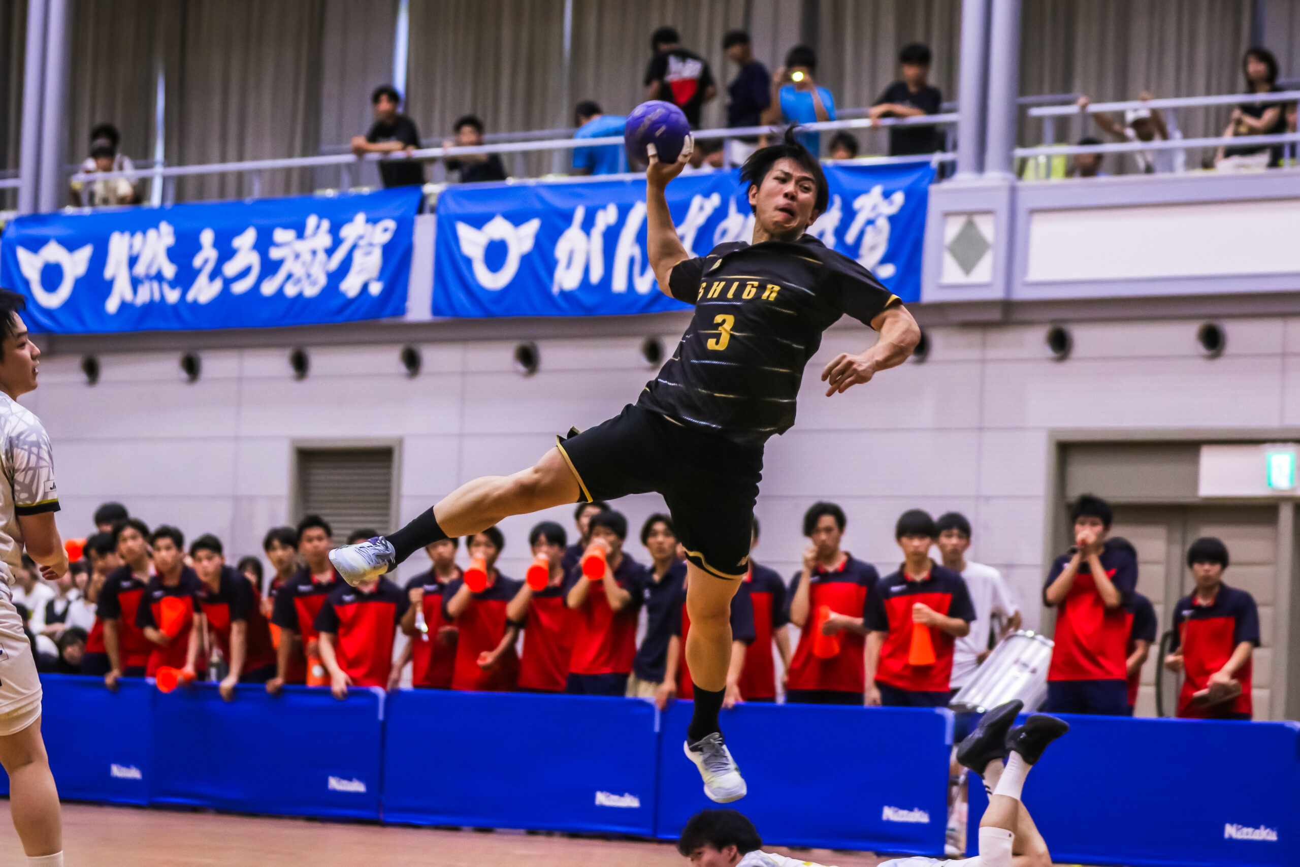 玉井 宏章